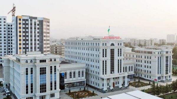 Биноҳои нави Донишгоҳи сайёҳии Тоҷикистон - Sputnik Тоҷикистон