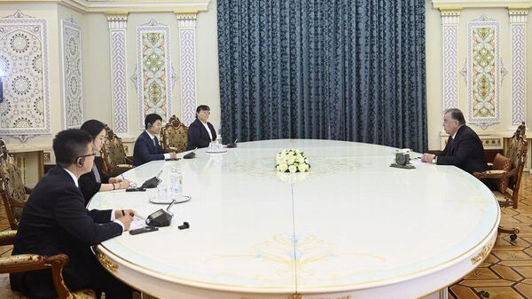 Нишасти сарони Созмони ҳамкориҳои Шонгҳой дар Тянтзини Чин ба рушди худи СҲШ ва ҳамкориҳои кишварҳои узви он такони хоҳад дод - Sputnik Тоҷикистон