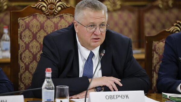 Зампредседателя правительства Мгер Григорян принял зампредседателя правительства РФ Алексея Оверчука (20 августа 2025). Ереван - Sputnik Таджикистан