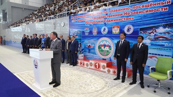 ‍ В Душанбе стартовали международные соревнования по плаванию - Sputnik Таджикистан