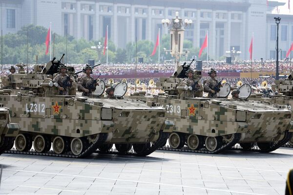  Торжественный парад, посвященный 80-й годовщине победы китайского народа в Войне с японским милитаризмом и Мировой антифашистской войне. - Sputnik Тоҷикистон
