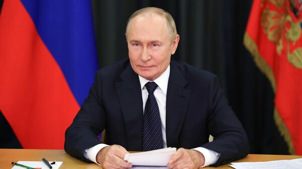 Президент РФ Владимир Путин. Архивное фото - Sputnik Таджикистан