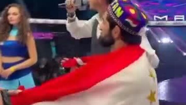 Размикори тоҷик Саймуъмин Мадиев дар мусобиқаи ҳунарҳои размии омехта - OCTAGON 78 дар Алмаато пирӯз гардид - Sputnik Тоҷикистон