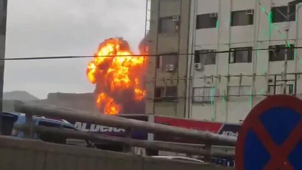 Израиль атаковал правительственные объекты в Йемене: три авиаудара нанесли по комплексу Минобороны Ансар Алла в Сане, передает @rian_ru - Sputnik Таджикистан