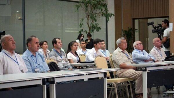 Олимони тоҷик бо хориҷа бештар робита барқарор мекунанд - Sputnik Тоҷикистон