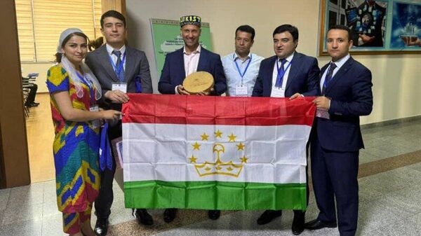 Молодежь Таджикистана приняла участие в Центральноазиатском форуме: юноши и девушки стран региона обменялись опытом в области достижения ЦУР - Sputnik Таджикистан