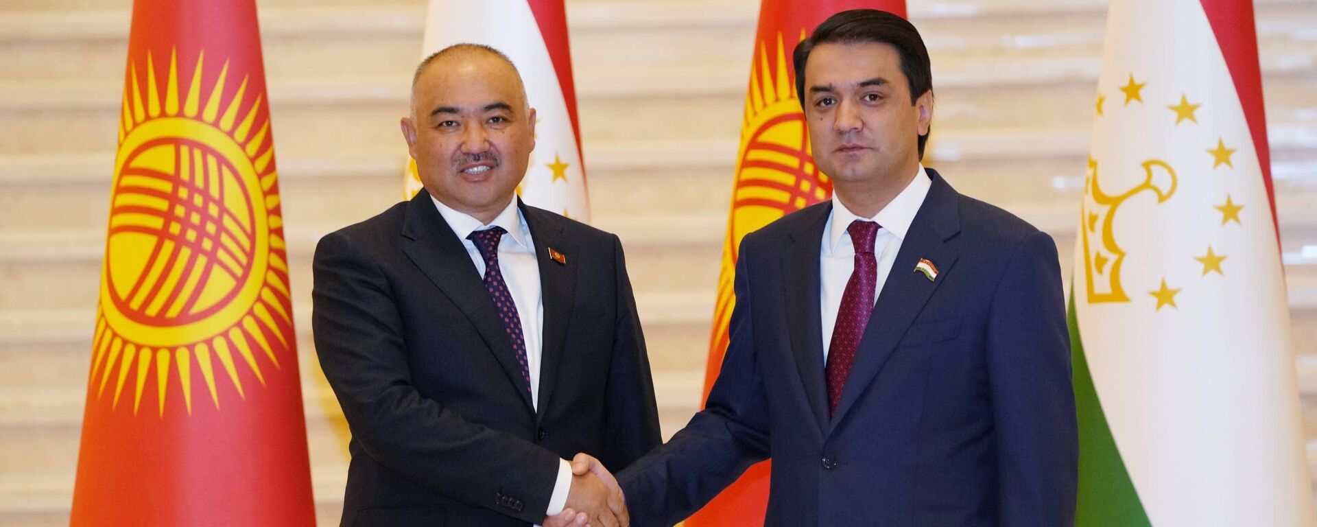 Официальный визит председателя Жогорку Кенеша Киргизской Республики в Таджикистан - Sputnik Таджикистан, 1920, 16.09.2025