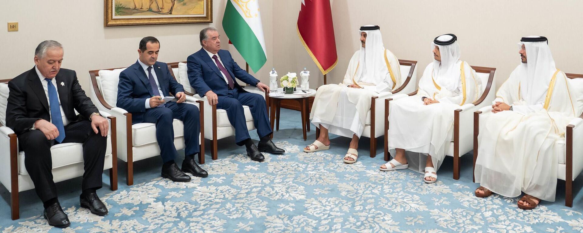  Рабочий визит Эмомали Рахмона в Катар - Sputnik Таджикистан, 1920, 16.09.2025