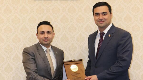 Встреча заместителя министра экономического развития и торговли с советником премьер-министра Пакистана по туризму и инвестициям - Sputnik Тоҷикистон