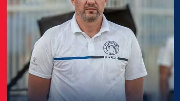 Александр Крестинин освобожден от должности главного тренера команды Худжанд, сообщает Варзиш ТВ - Sputnik Таджикистан