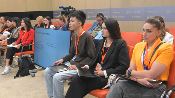 Третий сезон проекта SputnikPro на Зубовском в офисе медиагруппы Россия сегодня - Sputnik Таджикистан