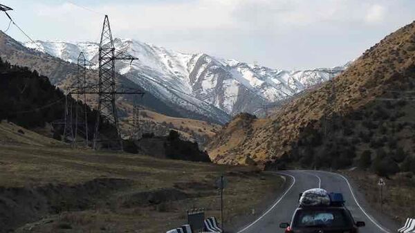 Бар асари садамаи мудҳиш панҷ узви як оила, ки ба Душанбе сафар доштанд, ҷон бохтанд - Sputnik Тоҷикистон