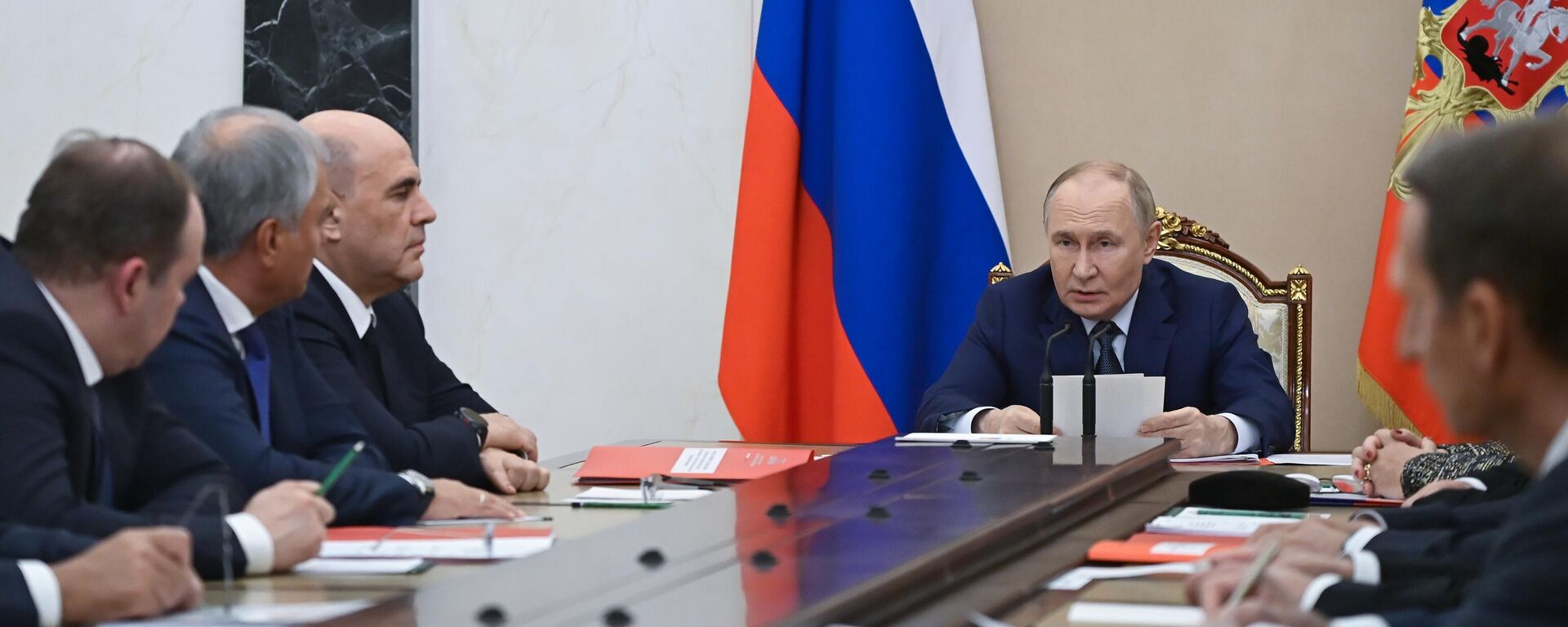 Президент Владимир Путин провел заседание Совбеза РФ  - Sputnik Таджикистан, 1920, 22.09.2025