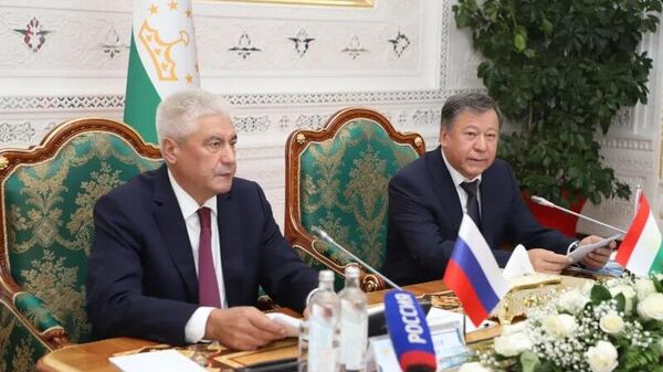 Колокольцев и Рахимзода утвердили План работы МВД России и Таджикистана на 2026 год, сообщает Министерство внутренних дел РТ - Sputnik Таджикистан