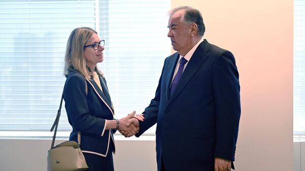 Эмомали Рахмон встретился с главой Всемирного банка  - Sputnik Тоҷикистон