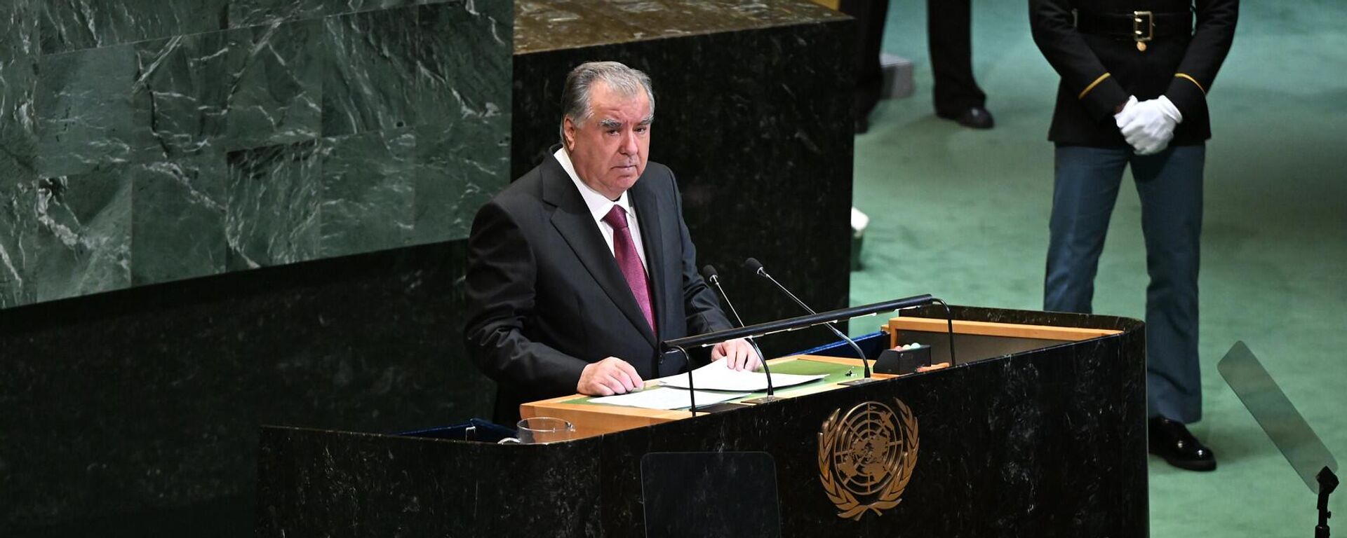 Президент Республики Таджикистан Эмомали Рахмон выступил с речью на 80-й сессии Генеральной Ассамблеи ООН - Sputnik Тоҷикистон, 1920, 02.10.2025