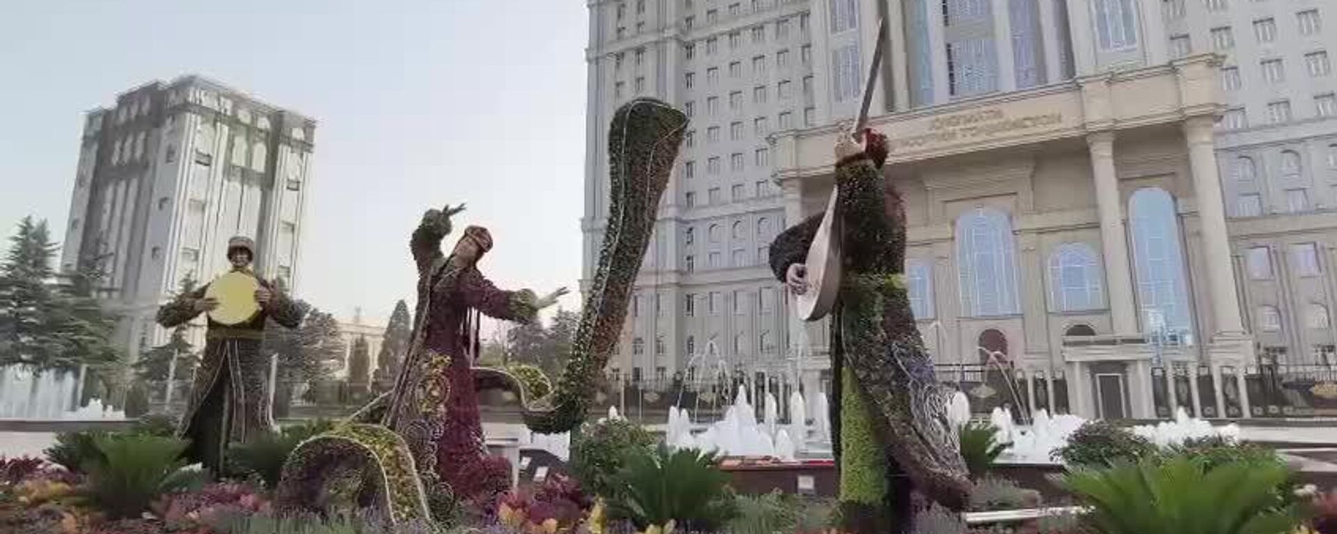 Душанбе ба истиқболи нишасти сарони кишварҳои Осиёи Марказӣ ва Русия ва нишасти сарони кишварҳои ИДМ оро дода шуд - Sputnik Тоҷикистон, 1920, 24.09.2025