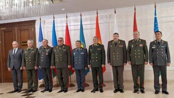 Дар шаҳри Мински Беларус ҷаласаи навбатии Кумитаи сардорони ситоди Қувваҳои Мусаллаҳи кишварҳои аъзои Иттиҳоди Давлатҳои Мустақил баргузор гардид - Sputnik Тоҷикистон