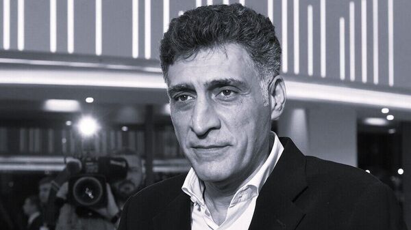 Скончался известный кинорежиссер, теле- и радиоведущий Тигран Кеосаян, сообщила его супруга Маргарита Симоньян - Sputnik Таджикистан