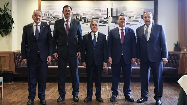 Встреча министров иностранных дел государств - членов ОДКБ.  - Sputnik Тоҷикистон