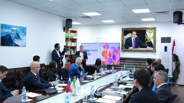 Байни ширкатҳои сайёҳии Тотористон ва Тоҷикистон созишномаи ҳамкорӣ ба имзо расид - Sputnik Тоҷикистон