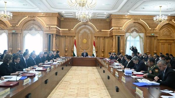 Рахмон провел заседание Правительства Таджикистана - Sputnik Таджикистан