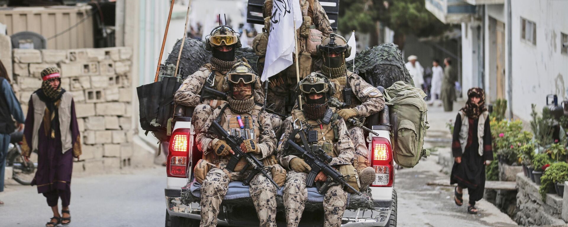 Талибы празднуют четвертую годовщину вывода войск США. Архивное фото - Sputnik Тоҷикистон, 1920, 30.09.2025