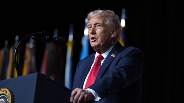 Президент США Дональд Трамп. Архивное фото - Sputnik Тоҷикистон