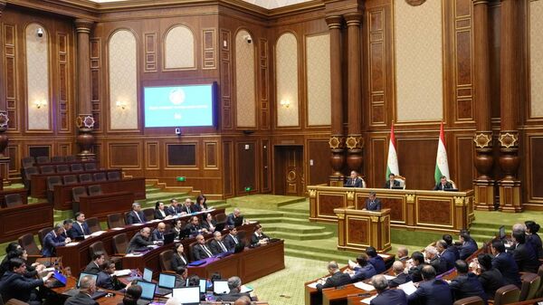 Третья сессия Маджлиси милли Маджлиси Оли Республики Таджикистан седьмого созыва - Sputnik Таджикистан