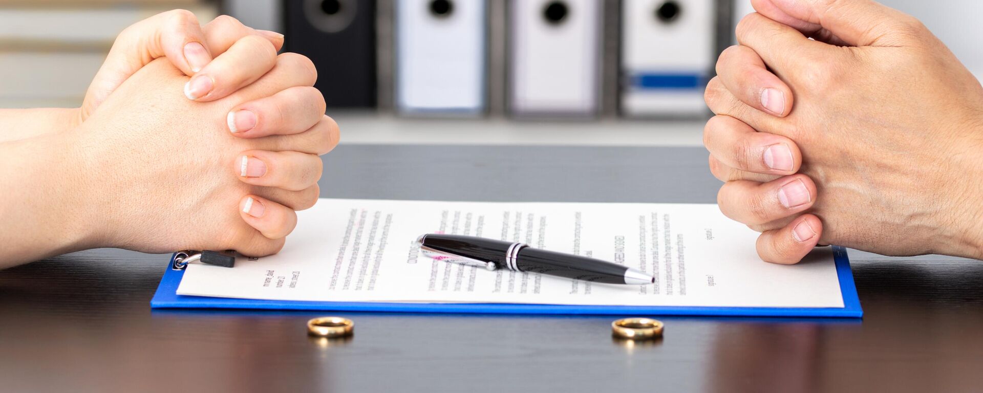 Развод. Иллюстративное фото  - Sputnik Тоҷикистон, 1920, 02.10.2025