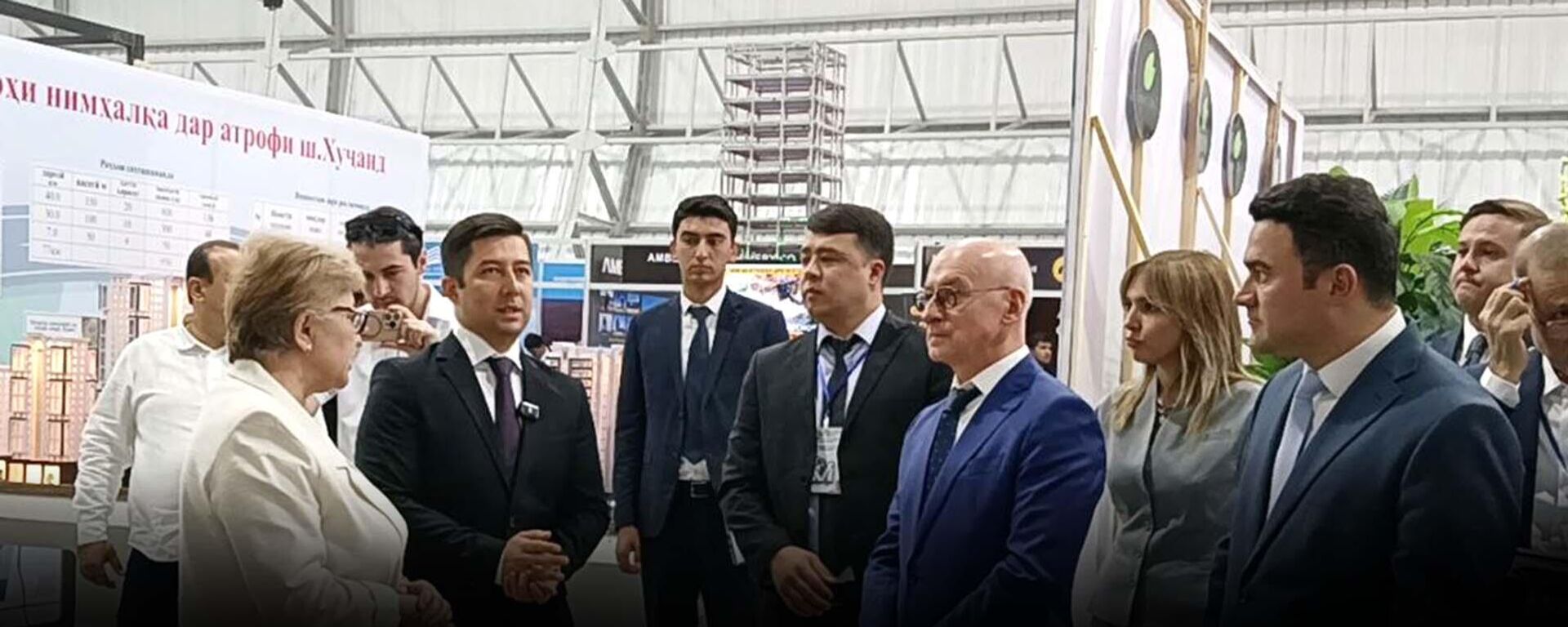 В Душанбе прошла международная строительная выставка TajBuild 2025  - Sputnik Таджикистан, 1920, 03.10.2025