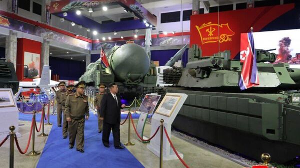 Ҷумҳурии халқии демократии Корея дар посух ба афзоиши низомии Амрико дар минтақа тадбирҳои иловагӣ хоҳад гирифт - Sputnik Тоҷикистон