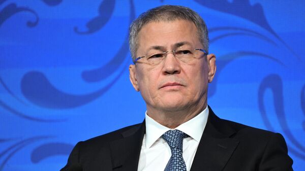 Глава Республики Башкортостан Радий Хабиров  - Sputnik Тоҷикистон