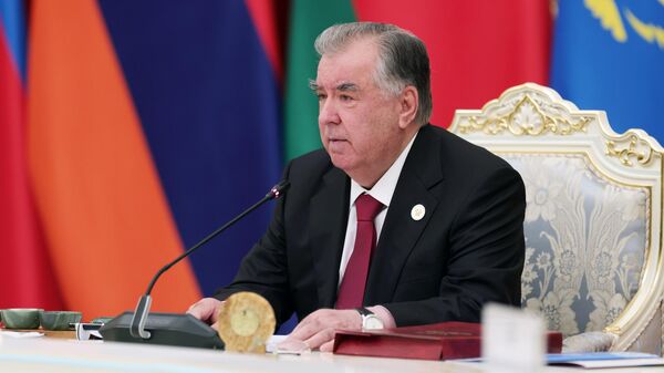 Эмомали Рахмон на заседании совета глав государств СНГ - Sputnik Тоҷикистон