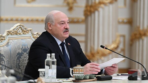 Александр Лукашенко на заседании совета глав государств СНГ - Sputnik Таджикистан