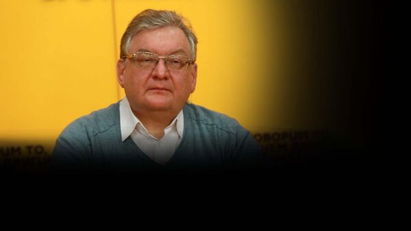 Экономист о главных аспектах визита Путина и саммитов в Душанбе - Sputnik Таджикистан