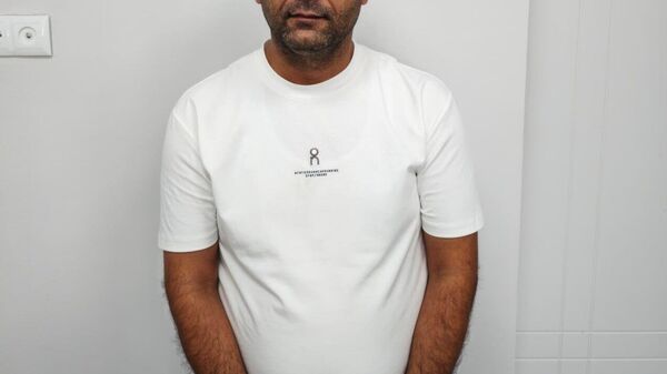 1 миллион сомонӣ зарар расонд: Намояндаи ширкати сохтмонии Ҷамол-Басир дастгир шуд - Sputnik Тоҷикистон