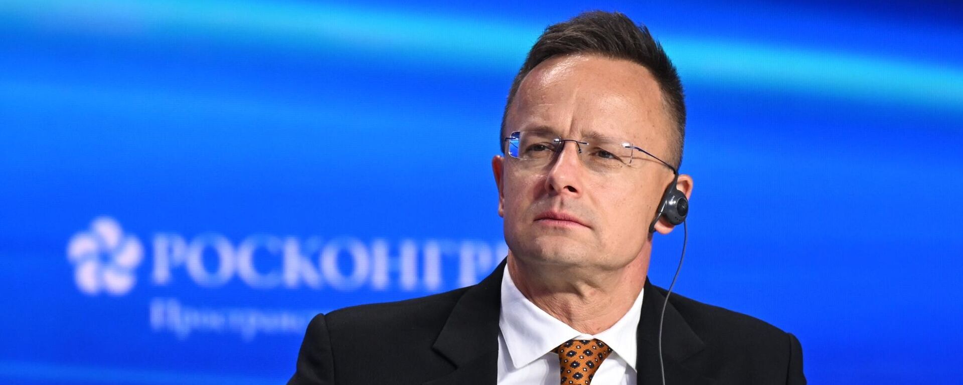 Министр иностранных дел и внешнеэкономических связей Венгрии Петер Сийярто. - Sputnik Таджикистан, 1920, 15.10.2025