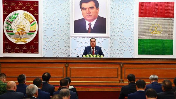 Мақомоти Суғд шахсони бекорро барои пахтачинӣ ҷалб мекунад - Sputnik Тоҷикистон