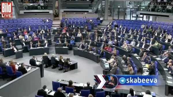 Украденные у России активы продлят украинский конфликт еще на несколько лет, заявил канцлер Германии - Sputnik Таджикистан