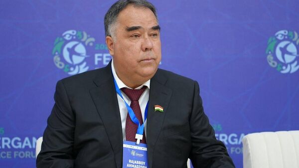 Аҳмадзода: Фарғона садсолаҳо Тоҷикистону Узбекистону Қирғизистонро мепайвандад - Sputnik Тоҷикистон