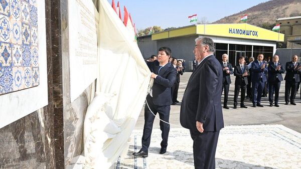 Эмомали Рахмон открыл промышленное предприятие в северной части Душанбе - Sputnik Тоҷикистон