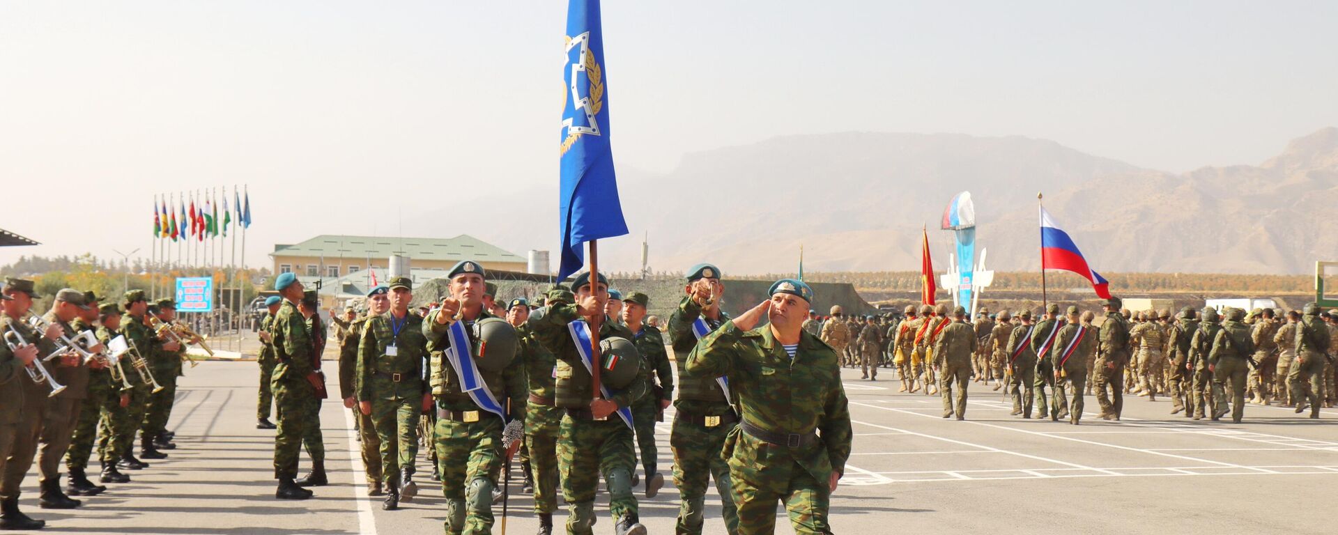 Торжественная церемония открытия учений Нерушимое братство-2025 и Барьер-2025 в Таджикистане  - Sputnik Тоҷикистон, 1920, 25.10.2025