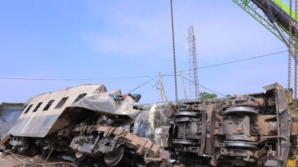 В Эфиопии в результате крушения поезда погибли 14 человек и 29 пострадали - Sputnik Таджикистан