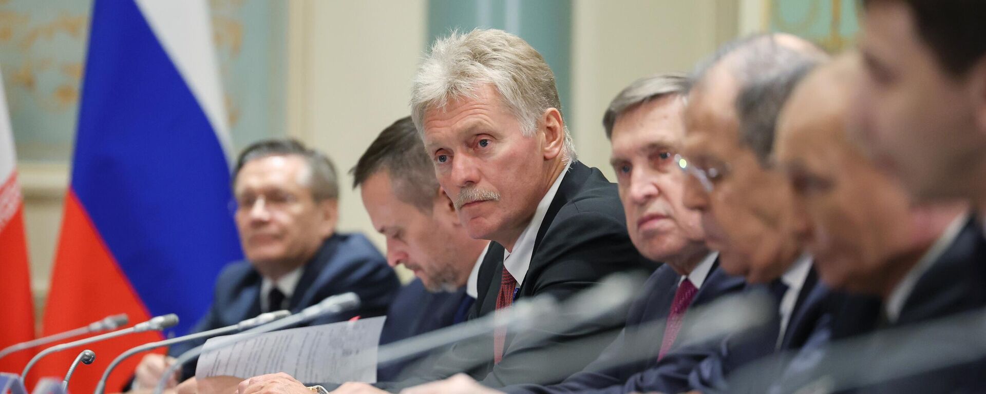 Пресс-секретарь президента РФ Дмитрий Песков. Архивное фото - Sputnik Тоҷикистон, 1920, 21.11.2025