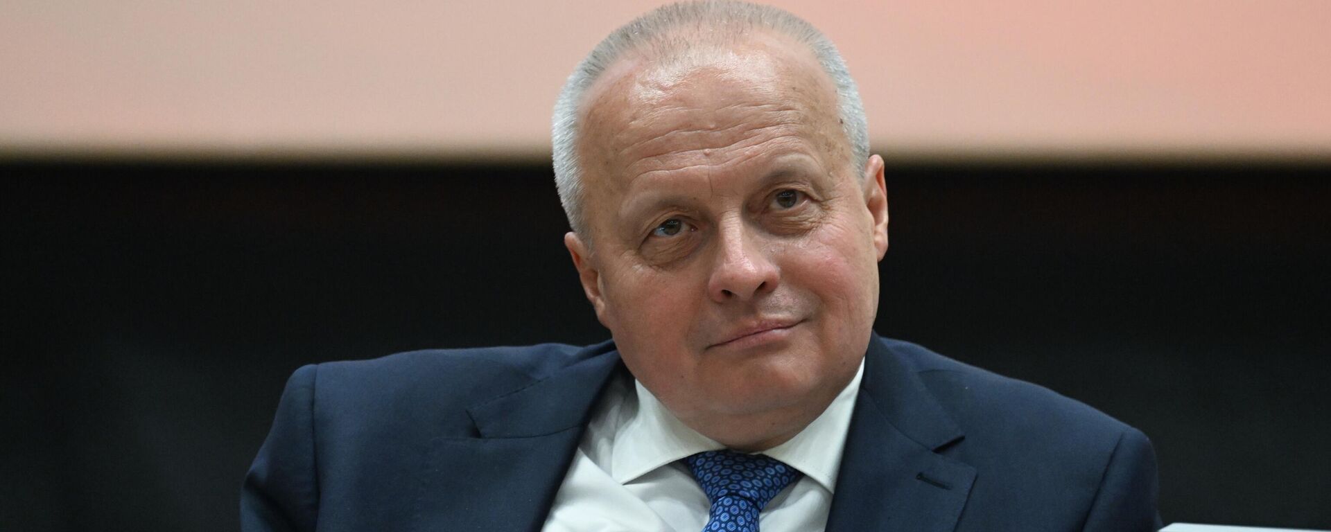 Чрезвычайный и полномочный посол РФ в Армении Сергей Копыркин - Sputnik Тоҷикистон, 1920, 27.10.2025