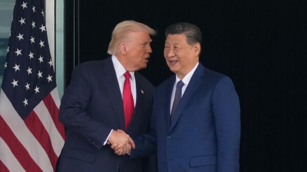 Дональд Трамп и Си Цзиньпинь. Архивное фото - Sputnik Таджикистан