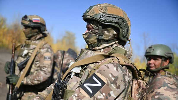 Боевое слаживание военнослужащих группировки войск Центр - Sputnik Тоҷикистон