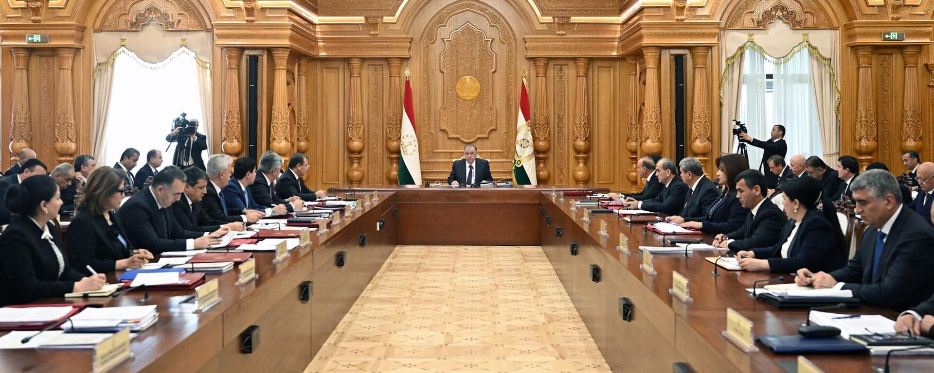 Заседание правительства Республики Таджикистан - Sputnik Тоҷикистон, 1920, 01.11.2025