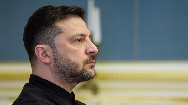 Владимир Зеленский принимает участие в пресс-конференции в Киеве, Украина, 31 октября 2025 года. - Sputnik Таджикистан